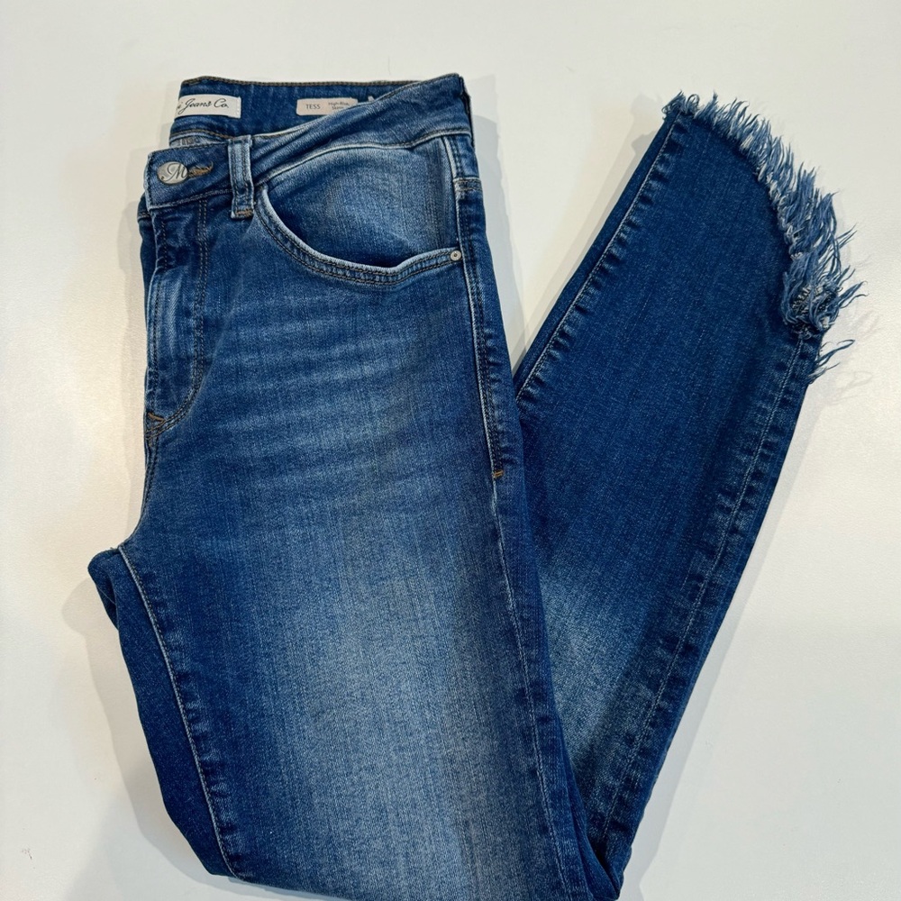 2/$20 Women's Mavi Tess High - Rise Skinny blue jeans - Picture 1 of 8